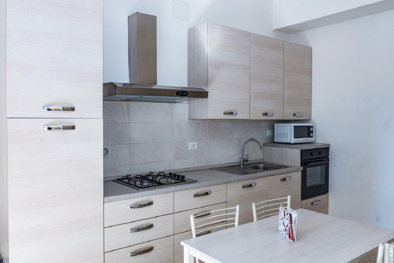 May Twins Home Специя Екстериор снимка